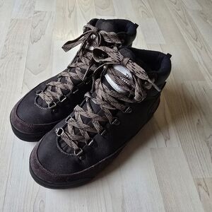 North Face Back-To-Berkeley Boots Size 8